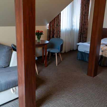 Nad Borkiem Hotel Kosarzyn  Eksteriør billede